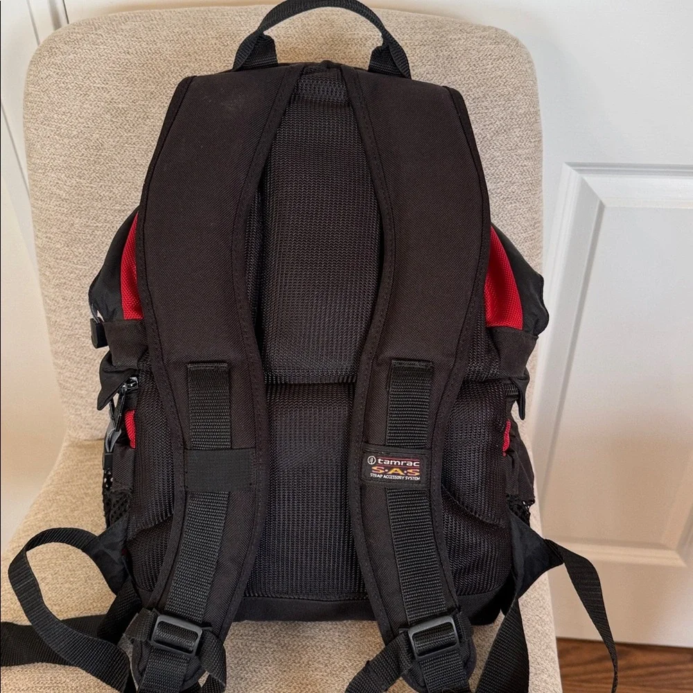 Tarmac Photo Backpack red/black